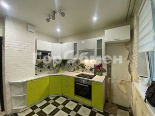 m. Alma-Atinskaya: Apartment, 2-rooms