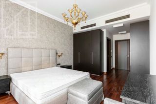 m. Okhotny ryad: Apartment, 4-rooms