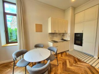 m. Oktyabrskoe pole: Apartment, 1-rooms