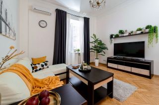 m. Tverskaya: Apartment, 3-rooms