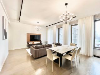 m. Ulitsa 1905 goda: Apartment, 4-rooms