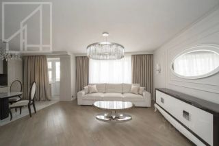 m. Smolenskaya: Apartment, 3-rooms
