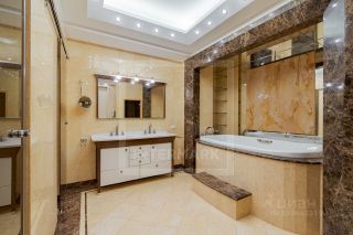 m. Dobryninskaya: Apartment, 4-rooms
