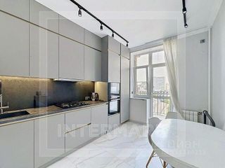 m. Novokuznetskaya: Apartment, 2-rooms