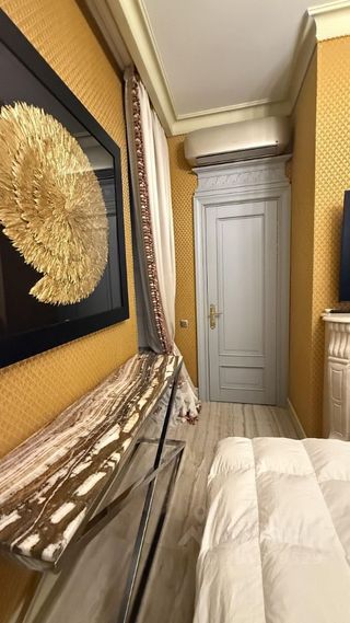 m. Kropotkinskaya: Apartment, 2-rooms