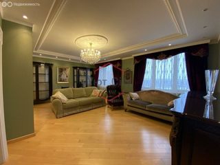 m. Profsoyuznaya: Apartment, 3-rooms