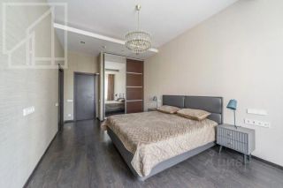 m. Smolenskaya: Apartment, 4-rooms