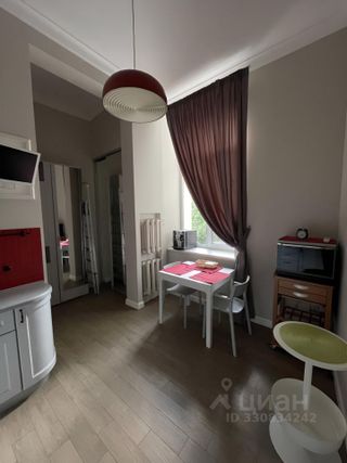m. Mayakovskaya: Apartment, 2-rooms