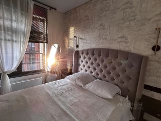 m. ZIL: Apartment, 2-rooms