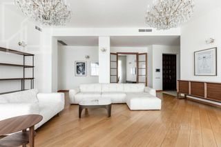 m. Okhotny ryad: Apartment, 3-rooms