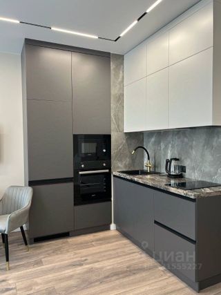 m. Botanichesky sad: Apartment, studio
