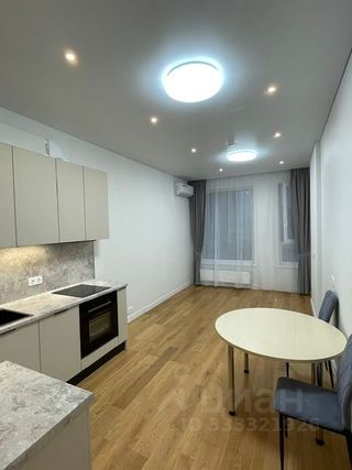 m. Verkhnie Kotly: Apartment, studio