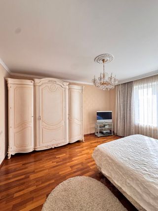 m. Tsvetnoy bulvar: Apartment, 2-rooms