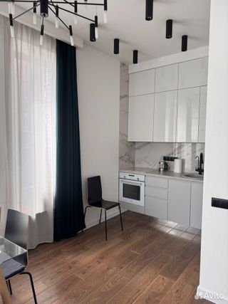 m. Molodezhnaya: Apartment, 2-rooms