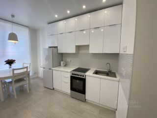 m. Lukhmanovskaya: Apartment, 1-rooms