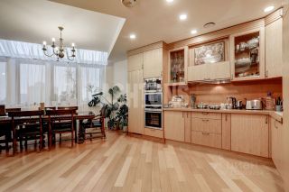 m. Smolenskaya: Apartment, 3-rooms