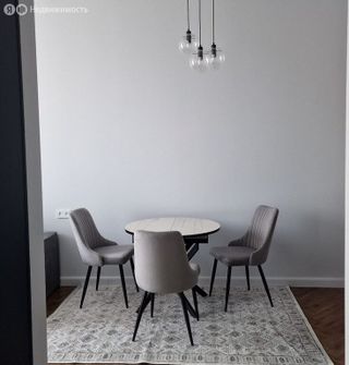 m. ZIL: Apartment, 2-rooms