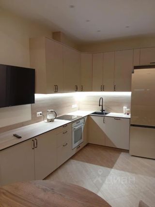 m. Dubrovka: Apartment, 2-rooms