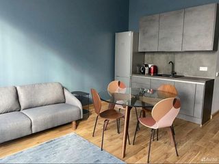 m. ZIL: Apartment, 2-rooms