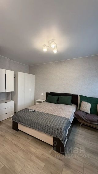 m. Lukhmanovskaya: Apartment, 1-rooms