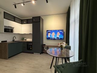 m. Baumanskaya: Apartment, studio