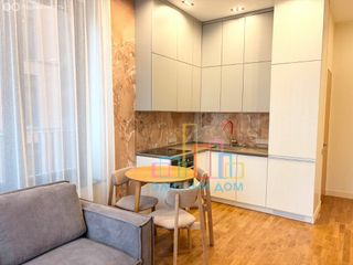 m. ZIL: Apartment, 2-rooms