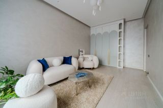 m. ZIL: Apartment, 2-rooms