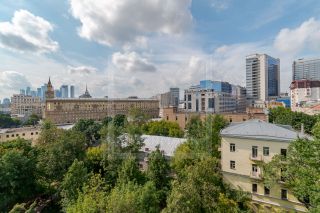m. Smolenskaya: Apartment, 2-rooms