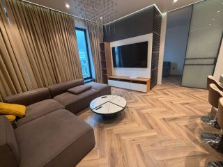 m. Molodezhnaya: Apartment, 3-rooms