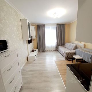 m. Strogino: Apartment, studio
