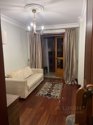 m. Yugo-Zapadnaya: Apartment, 2-rooms
