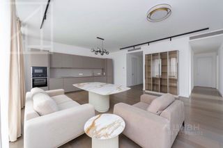 m. Ulitsa 1905 goda: Apartment, 4-rooms