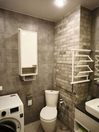 m. ZIL: Apartment, 1-rooms
