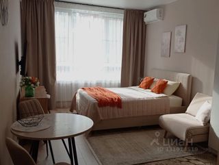 m. Filatov lug: Apartment, studio