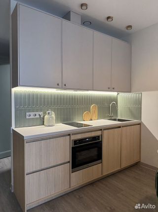 m. Maryina Roscha: Apartment, studio