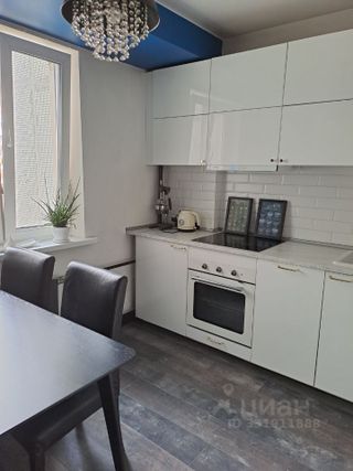 m. Khimki: Apartment, 3-rooms