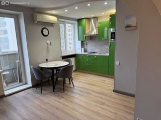 m. Shelepikha: Apartment, studio