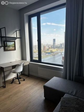 m. Verkhnie Kotly: Apartment, 2-rooms