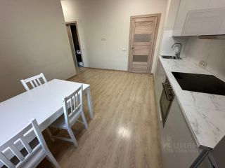 m. Narodnoe Opolchenie: Apartment, 2-rooms