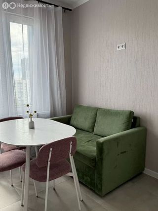 m. Oktyabrskoe pole: Apartment, 1-rooms