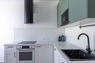 m. Universitet druzhby narodov: Apartment, 2-rooms