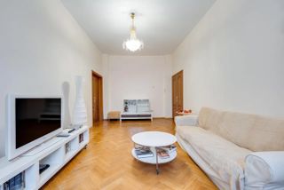 m. Okhotny ryad: Apartment, 2-rooms
