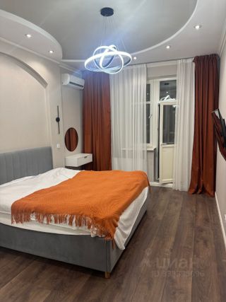 m. Narodnoe Opolchenie: Apartment, 2-rooms