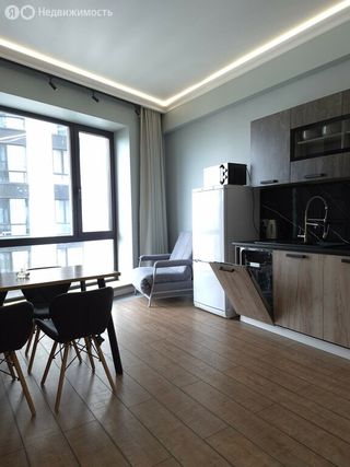 m. Narodnoe Opolchenie: Apartment, 2-rooms
