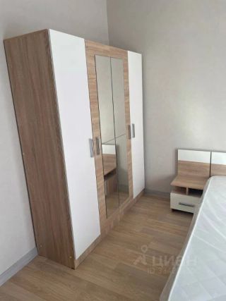 m. Ulitsa Dmitrievskogo: Apartment, 3-rooms