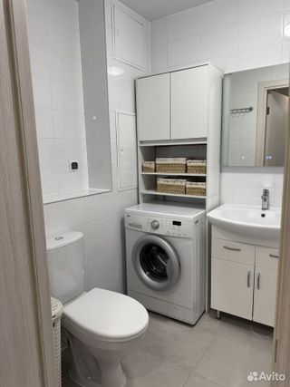 m. Lukhmanovskaya: Apartment, 1-rooms