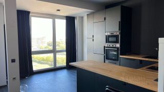 m. ZIL: Apartment, studio