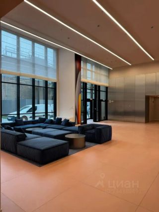 m. Maryina Roscha: Apartment, studio