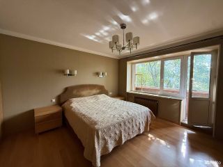 m. Kropotkinskaya: Apartment, 2-rooms