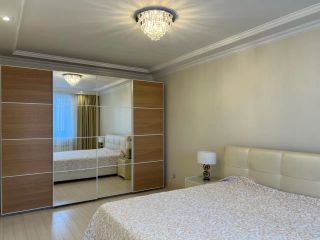 m. Narodnoe Opolchenie: Apartment, 2-rooms